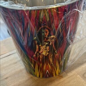 Colorful Wonder women 🍿 Bucket